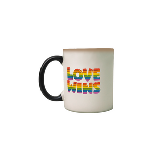 Nome do produtoCaneca Love Wins