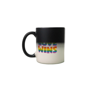 Nome do produtoCaneca Love Wins