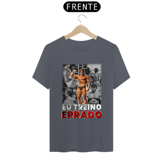 Nome do produtoCamiseta Eu Treino Errado