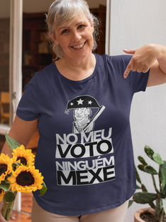 Nome do produtoCamiseta No meu voto ninguém mexe