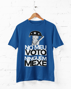 Nome do produtoCamiseta No meu voto ninguém mexe