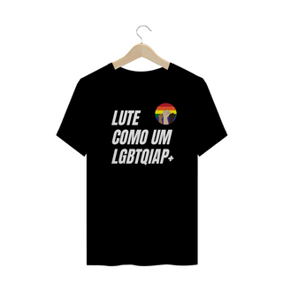 Nome do produtoT-shirt Plus Size Lute como um LGBTQAIP+