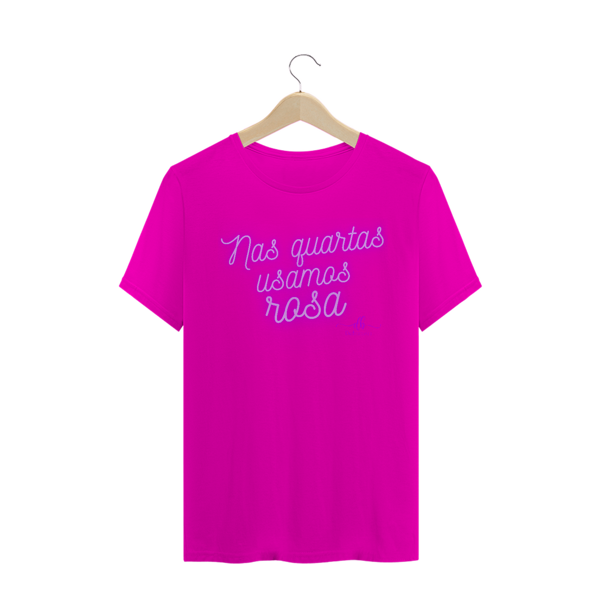 Nome do produto: Nas quartas usamos ROSA (Camiseta quality) LR