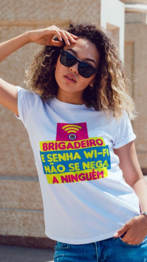 Camiseta Feminina Baby look - Brigadeiro e senha de Wifi