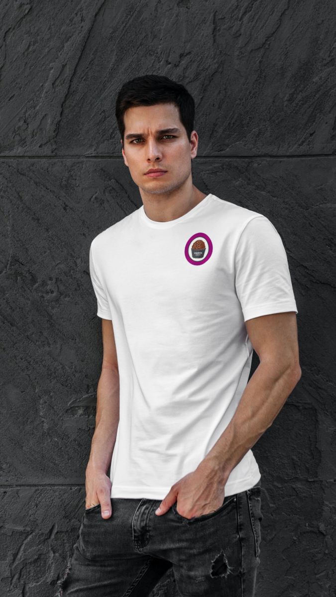 Nome do produto: Camiseta Masculina T-shirt - Brigadeiro com VC modelo 1