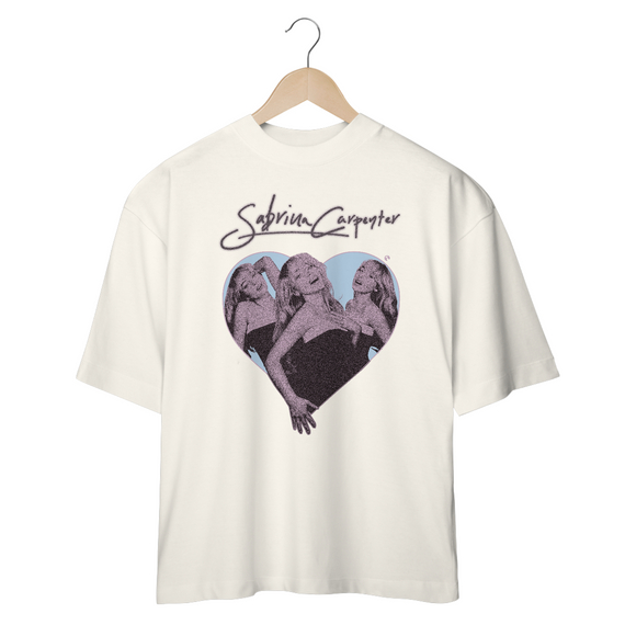 Oversized Sabrina Carpenter S2