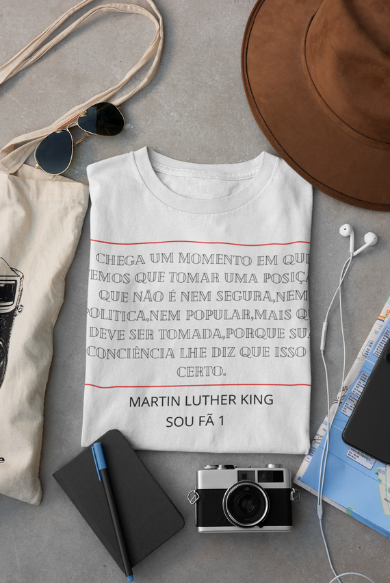 CAMISETA MASCULINA MARTIN LUTHER KING FRASES-SOU FÃ 1