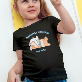 Camiseta Infantil Feminina Facilmente Distraída por Pets
