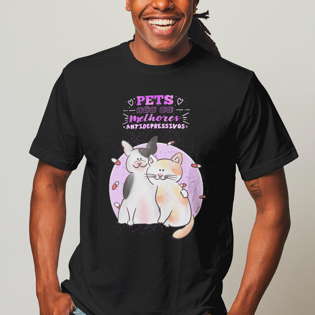 Nome do produto: Camiseta Masculina Pets São os Melhores Antidepressivos