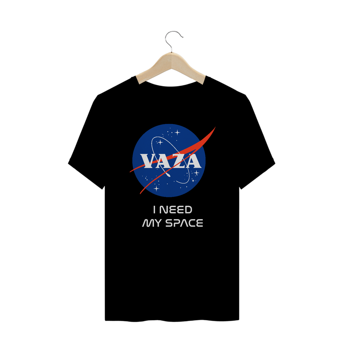 Nome do produto: Camiseta Plus Size Nasa Vaza I Need My Space