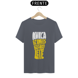 Nome do produtoCamiseta Nunca Fiz Amigos bebendo Leite - Camisetas de Boteco