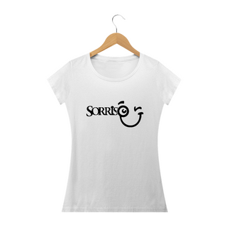 Nome do produtoCamiseta Babylook Sorriso Maroto (Estampa Preta)