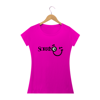 Nome do produtoCamiseta Babylook Sorriso Maroto (Estampa Preta)