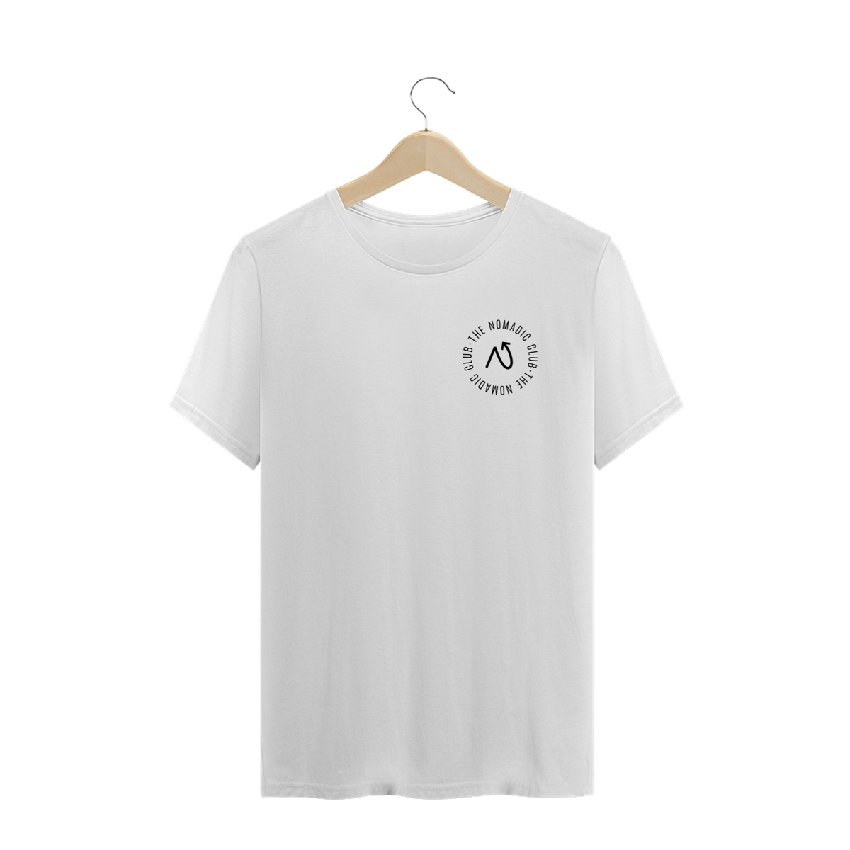 Nome do produto: Camiseta Premium Branca - Logo Redonda The Nomadic Club