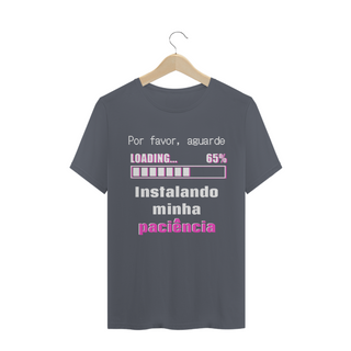 Nome do produtoT-shirt Masculina Preta e Colorida (letra rosa) 