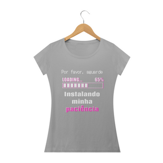 Nome do produtoT-shirt Feminina Preta e Colorida (letra rosa) 