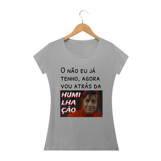 Nome do produtoT-shirt Feminina Branca e colorida (letra preta) 