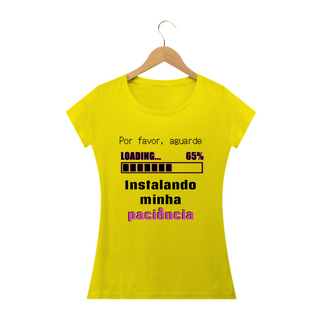Nome do produtoT-shirt Feminina Branca e Colorida (letra rosa) 