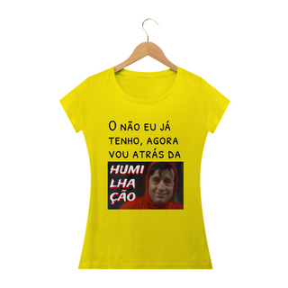 Nome do produtoT-shirt Feminina Branca e colorida (letra preta) 