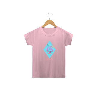 Nome do produtoCamiseta Infantil Tininha Elo - Seja Luz Que Evangeliza