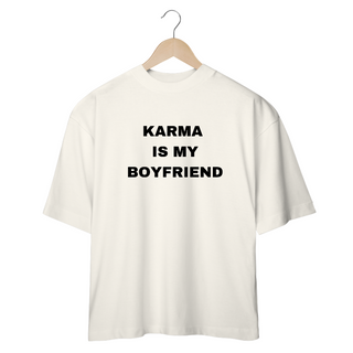 Nome do produtoCamiseta Oversized - Taylor Swift Karma Is My Boyfriend