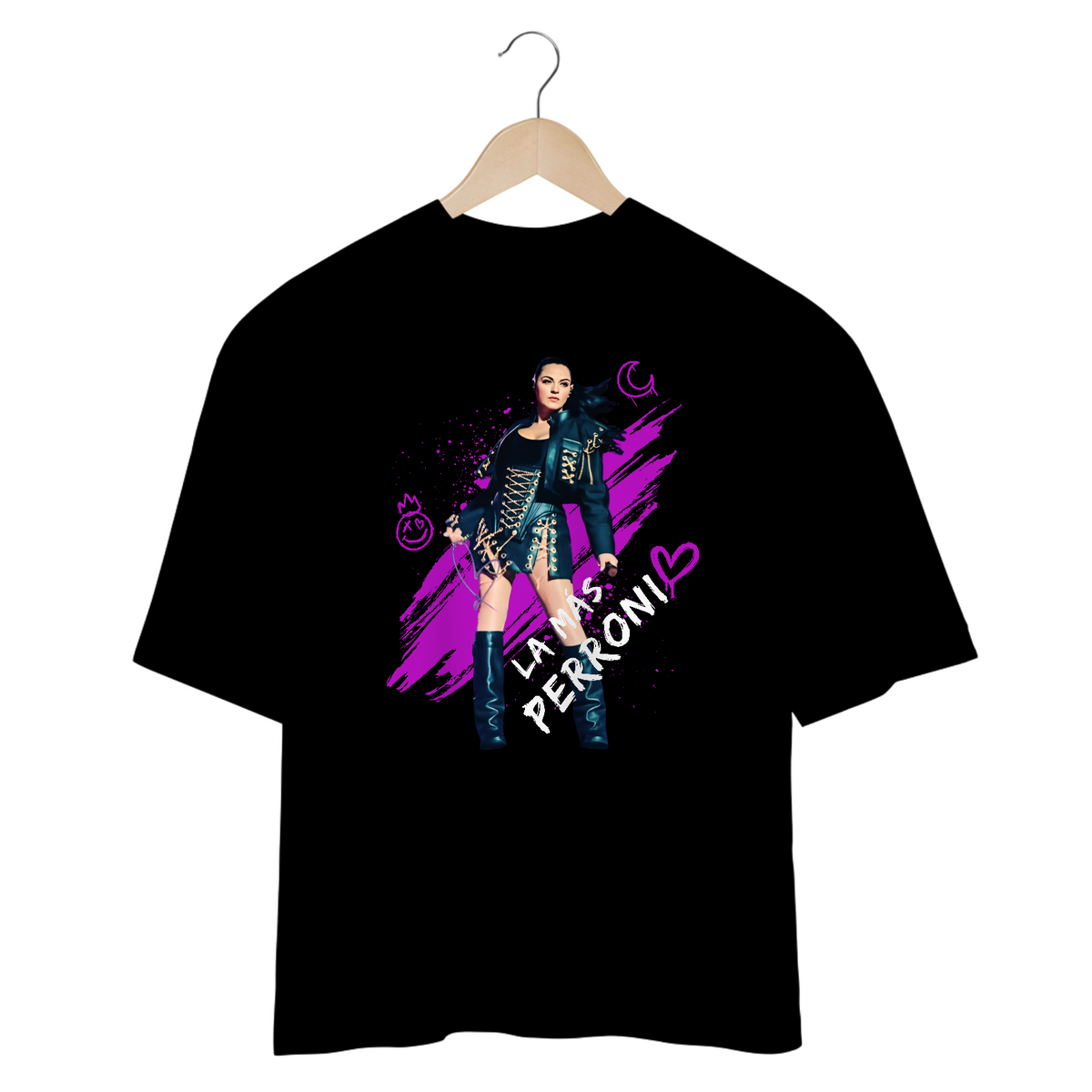 Nome do produto: Camiseta Oversized - RBD Maite Perroni La Más Perroni