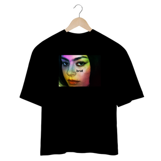 Nome do produtoCAMISETA OVERSIZED CHARLI XCX BRAT EYES