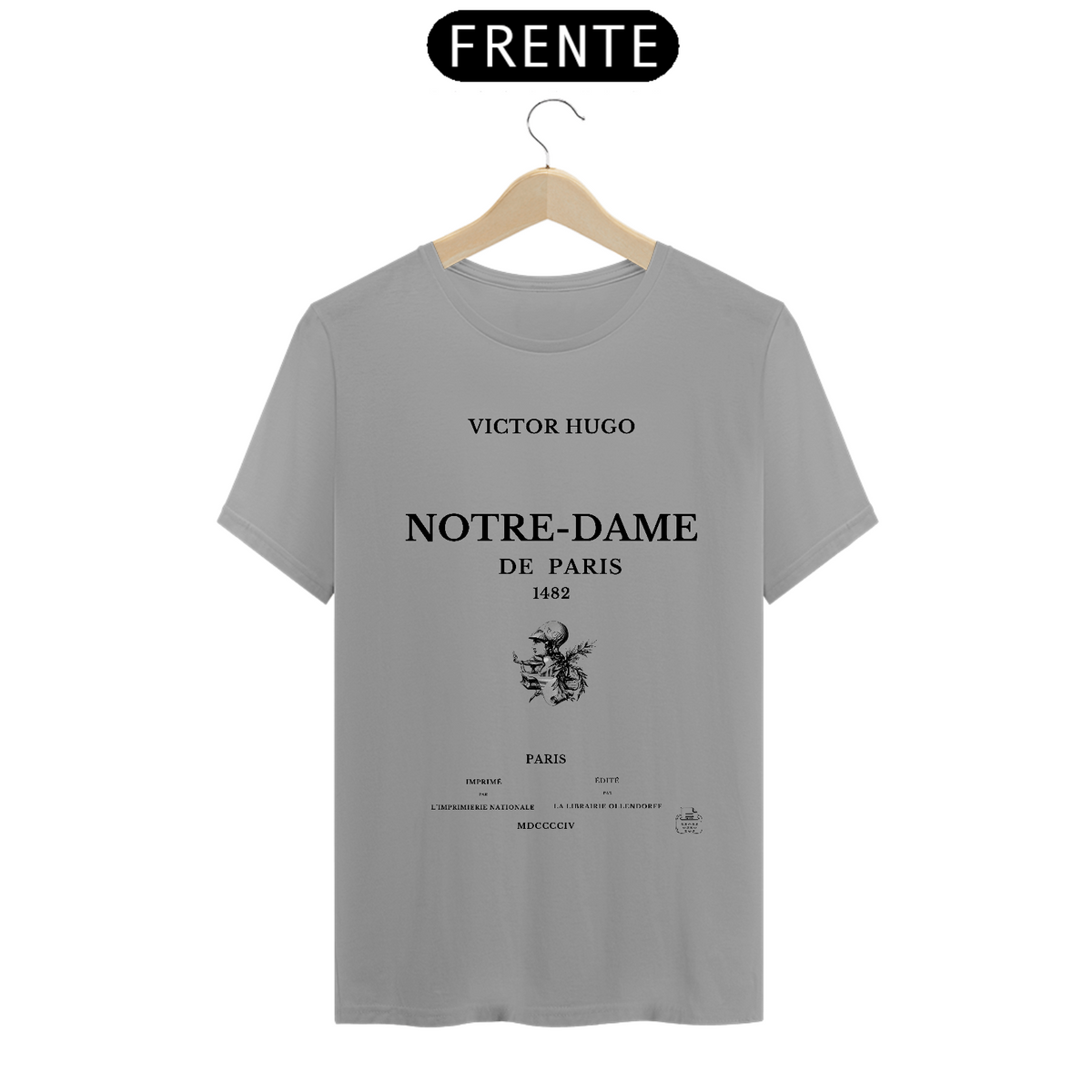 Nome do produto: Notre-Dame de Paris, Victor Hugo TShirt Quality (Branca/Cinza)