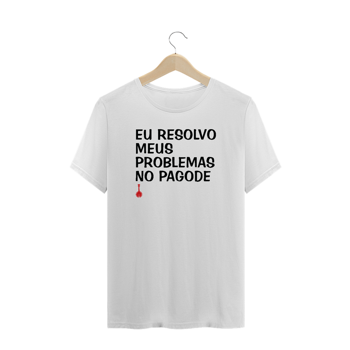 Nome do produto: Camiseta Plus Size Eu Resolvo Meus Problemas no Pagode