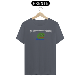 Nome do produtoCamiseta [outros] {cores diversas} - frente - eu só quero um diploma meme sapo