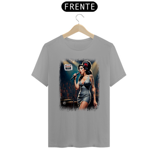 Nome do produtoCamiseta Amy Winehouse - Best of the 60s to the Y2K