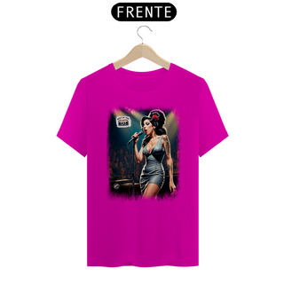 Nome do produtoCamiseta Amy Winehouse - Best of the 60s to the Y2K