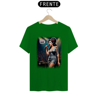 Nome do produtoCamiseta Amy Winehouse - Best of the 60s to the Y2K