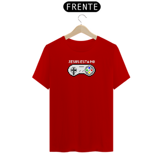 Nome do produtoCamisa Jesus está no controle - Arte 8 bits