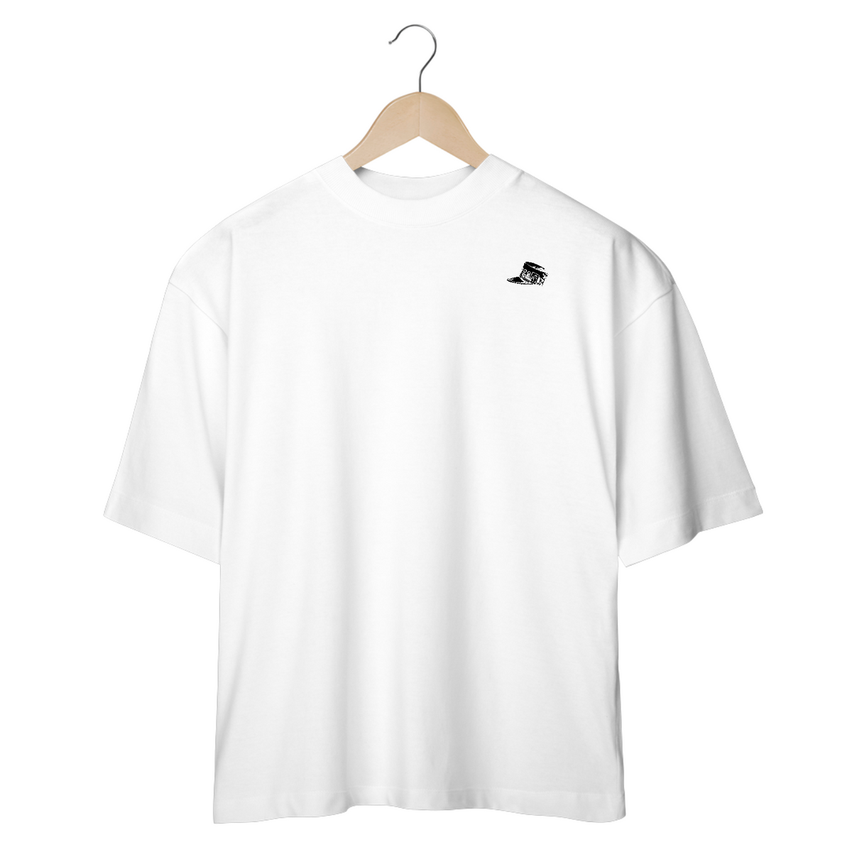 Nome do produto: Camiseta Oversized Minimalista Bone Frente 