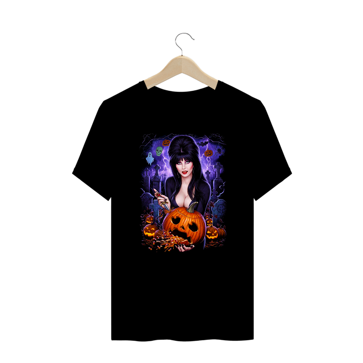 Nome do produto: Camiseta Plus Size Elvira A Rainha das Trevas Halloween Filme Terror Estampa Exclusiva