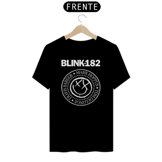 Camiseta blink 182 Mark Hoppus, Travis Barker, Tom Delonge, inspirada  na banda Ramones ,Logo Branco