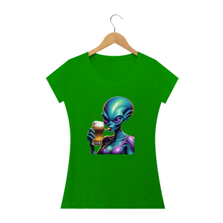 Nome do produtoCamiseta Alien Mulher  Bebendo Cerveja Space182