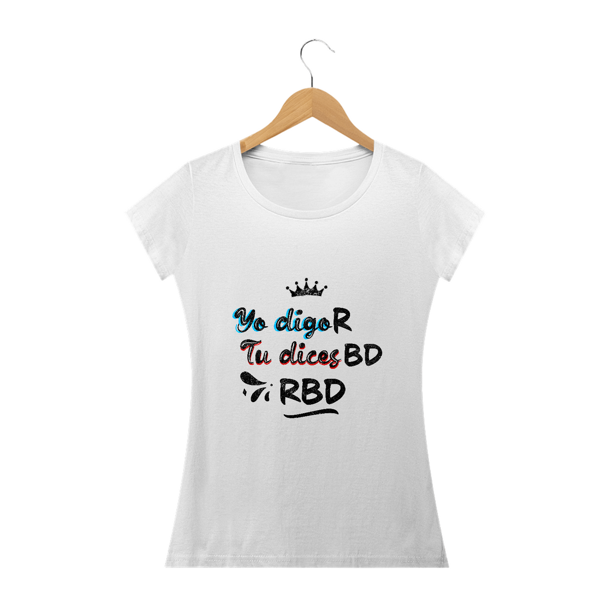 Nome do produto: Camiseta Lettering Yo Digo R, Tu Dices BD (RBD)