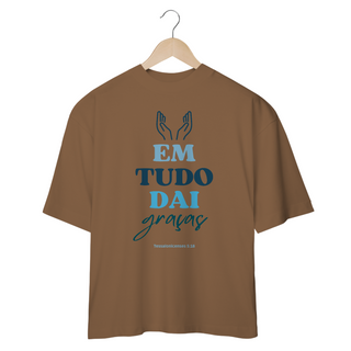 Nome do produtoCamiseta Oversized Em Tudo Dai Graças