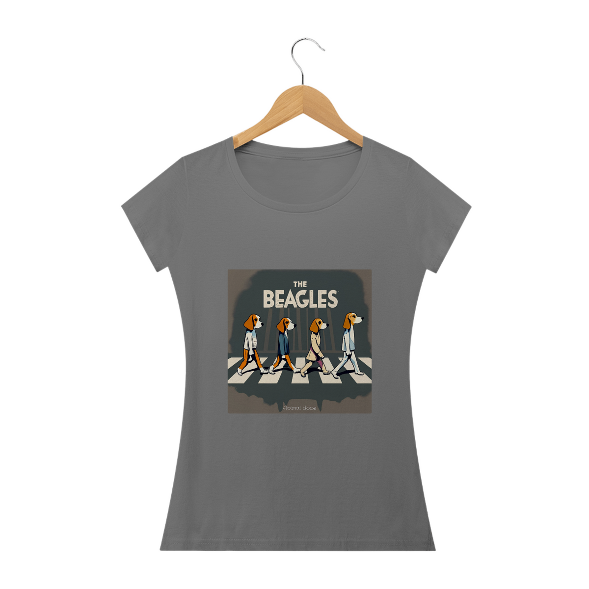 Nome do produto: CAMISETA BABY LONG ESTONADA DOG, THE BEAGLES CAPA 