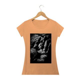 Nome do produtoCamiseta Feminina Estonada - Ubuntu Helping Hand