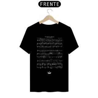 Nome do produtoPartitura Un bel di vedremo Escura - Árias em Algodão - Camiseta Premium