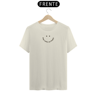 Nome do produtot-shirt l (prime) - dogs make me happy // cores claras //