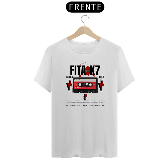 Camiseta Retro Branca Fita K7