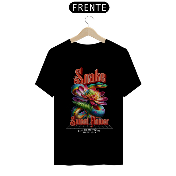 Camiseta Snake Sweet Flower