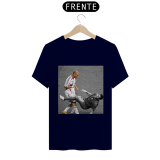 Nome do produtoCamiseta Zinedine Headbutt - Zidane 2006