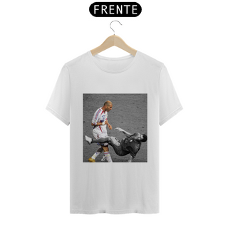 Nome do produtoCamiseta Zinedine Headbutt - Zidane 2006