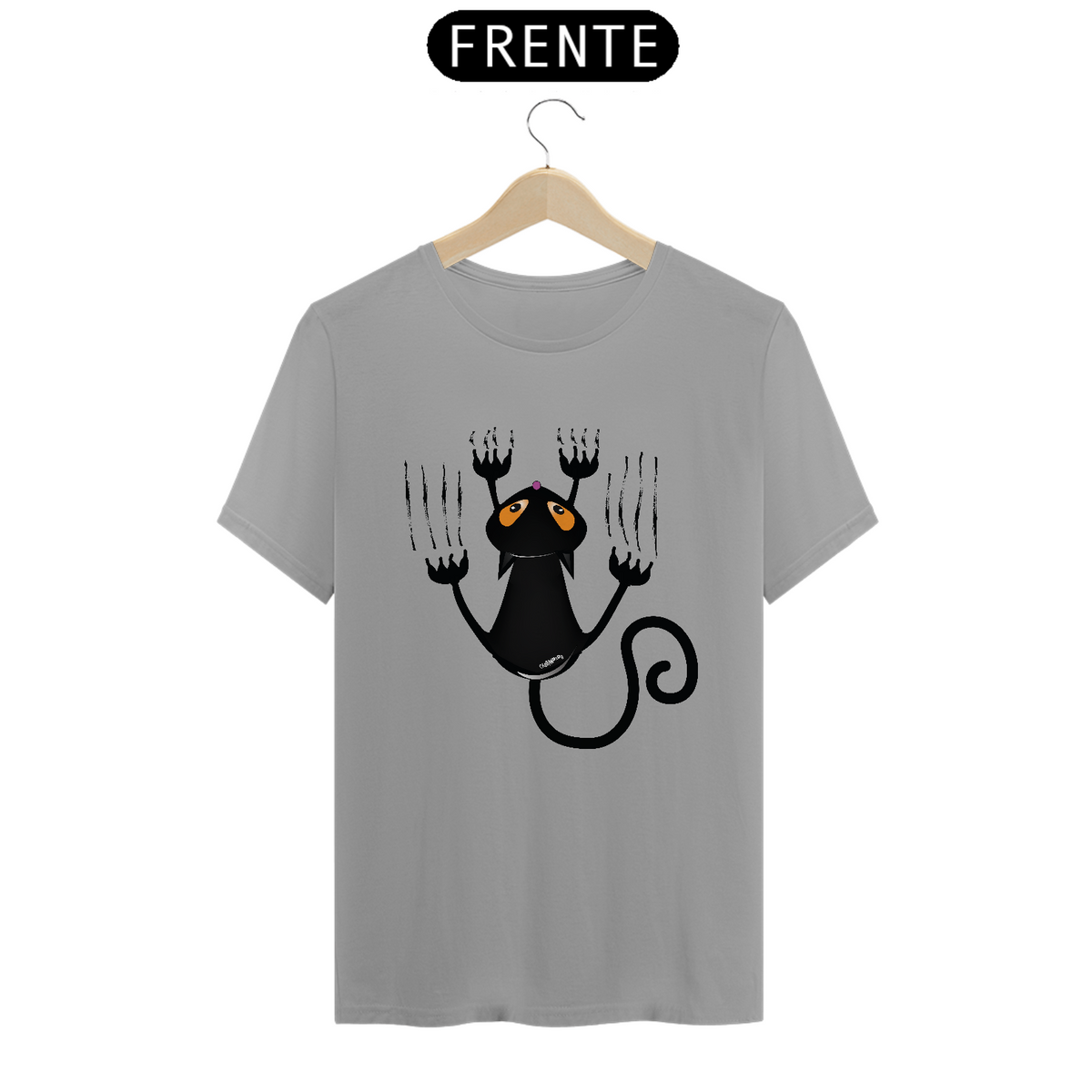 Nome do produto: Camiseta Gato Preto Arranhando