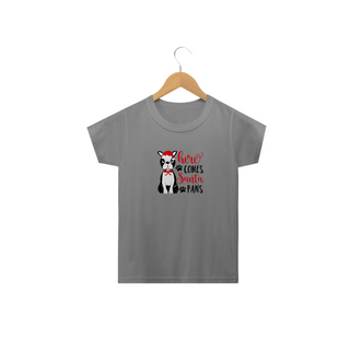 Nome do produtoCamiseta Infantil Natal - Here Comes Santa Paws